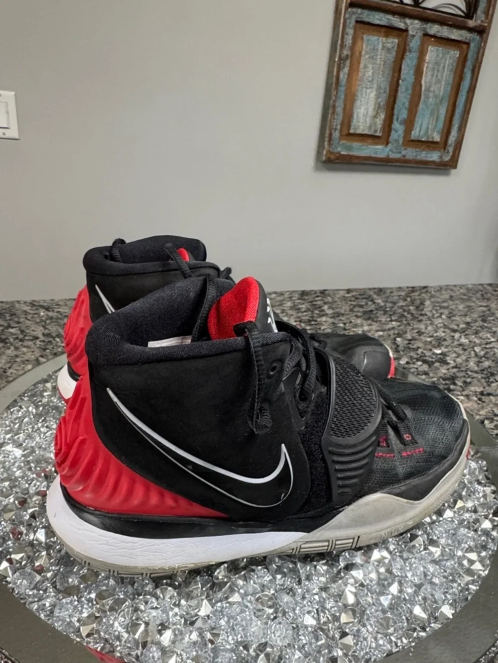 Nike Kyrie 6 bred Black and Red High-Top Basketball Sneakers 6Y